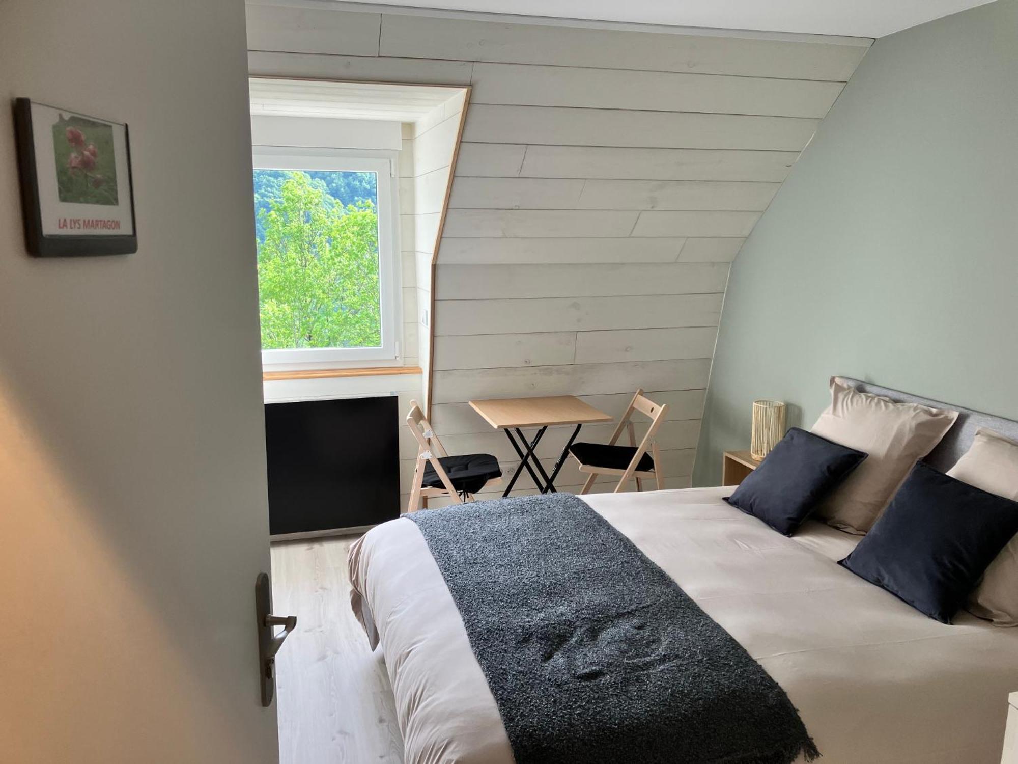 La Lys Martagon Bed and Breakfast Le Falgoux Εξωτερικό φωτογραφία